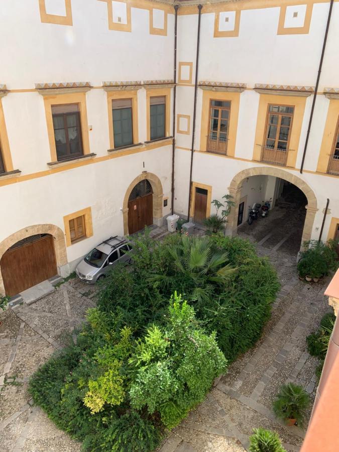 Palazzo Resuttana Lejlighed Palermo Eksteriør billede